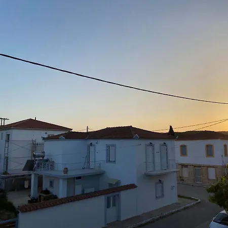 Διαμέρισμα Kikkos *