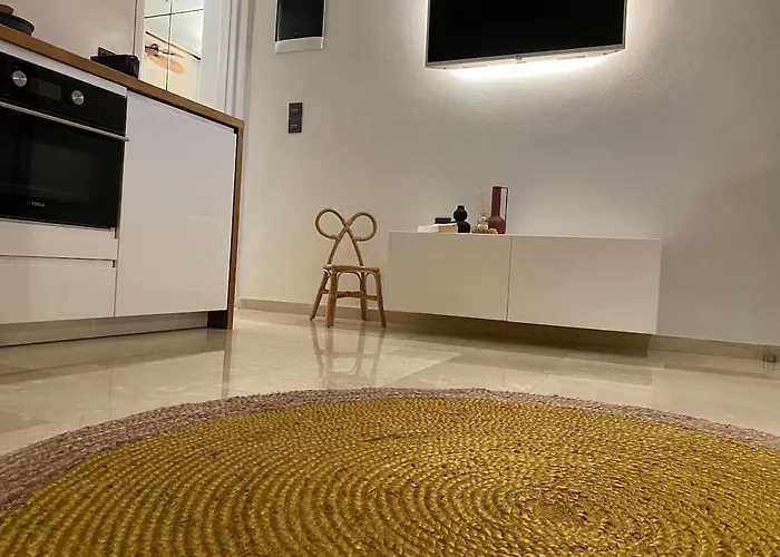 Kikkos Νέα Κορώνη