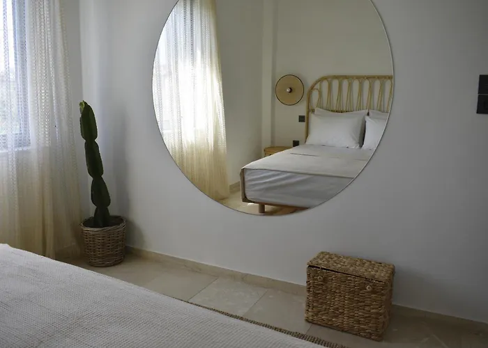 Kikkos Νέα Κορώνη